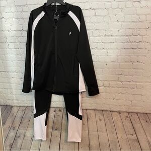 Black and White Women’s Fitness Gym Workout Suit Size 2X